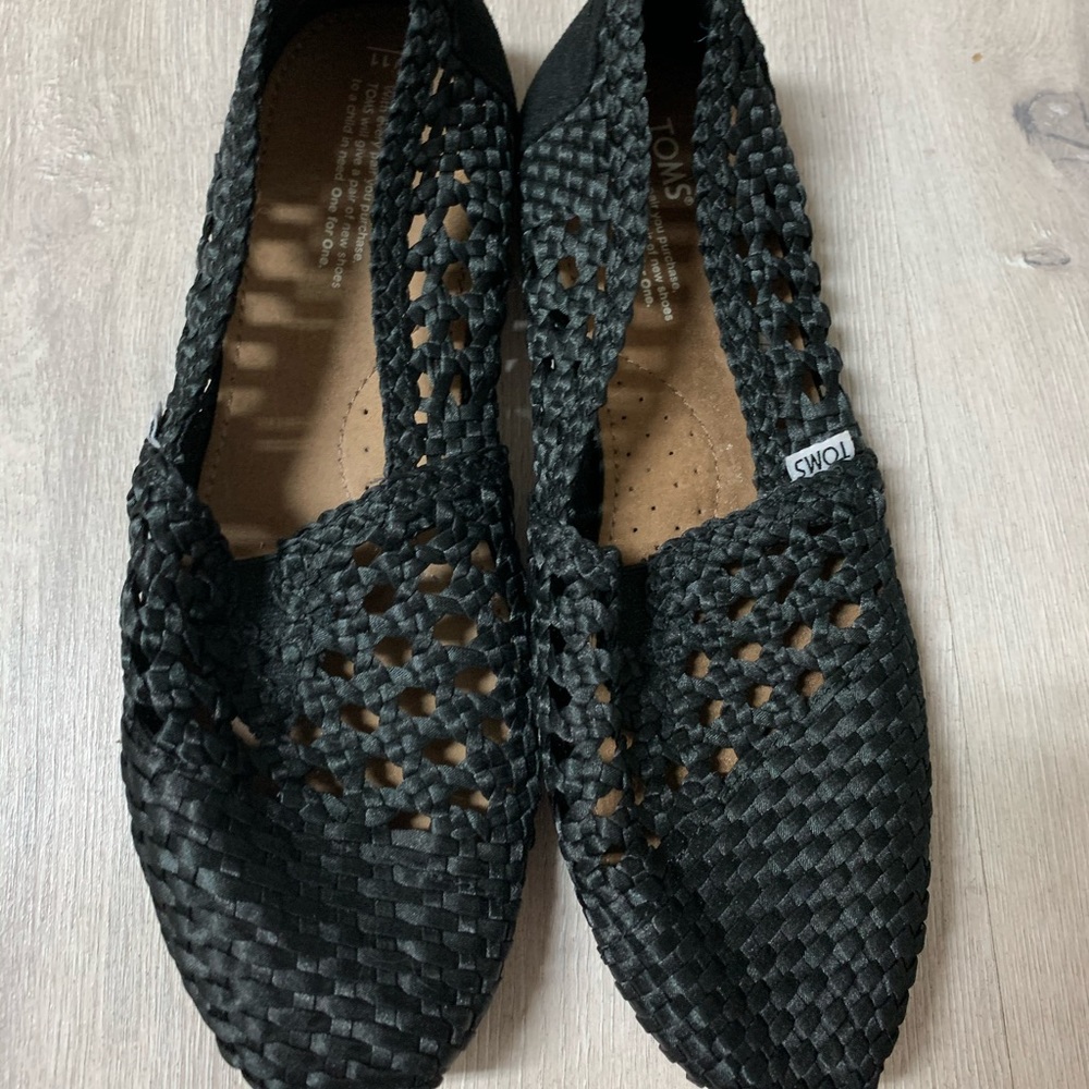 TOMS woven shoes size 11 women